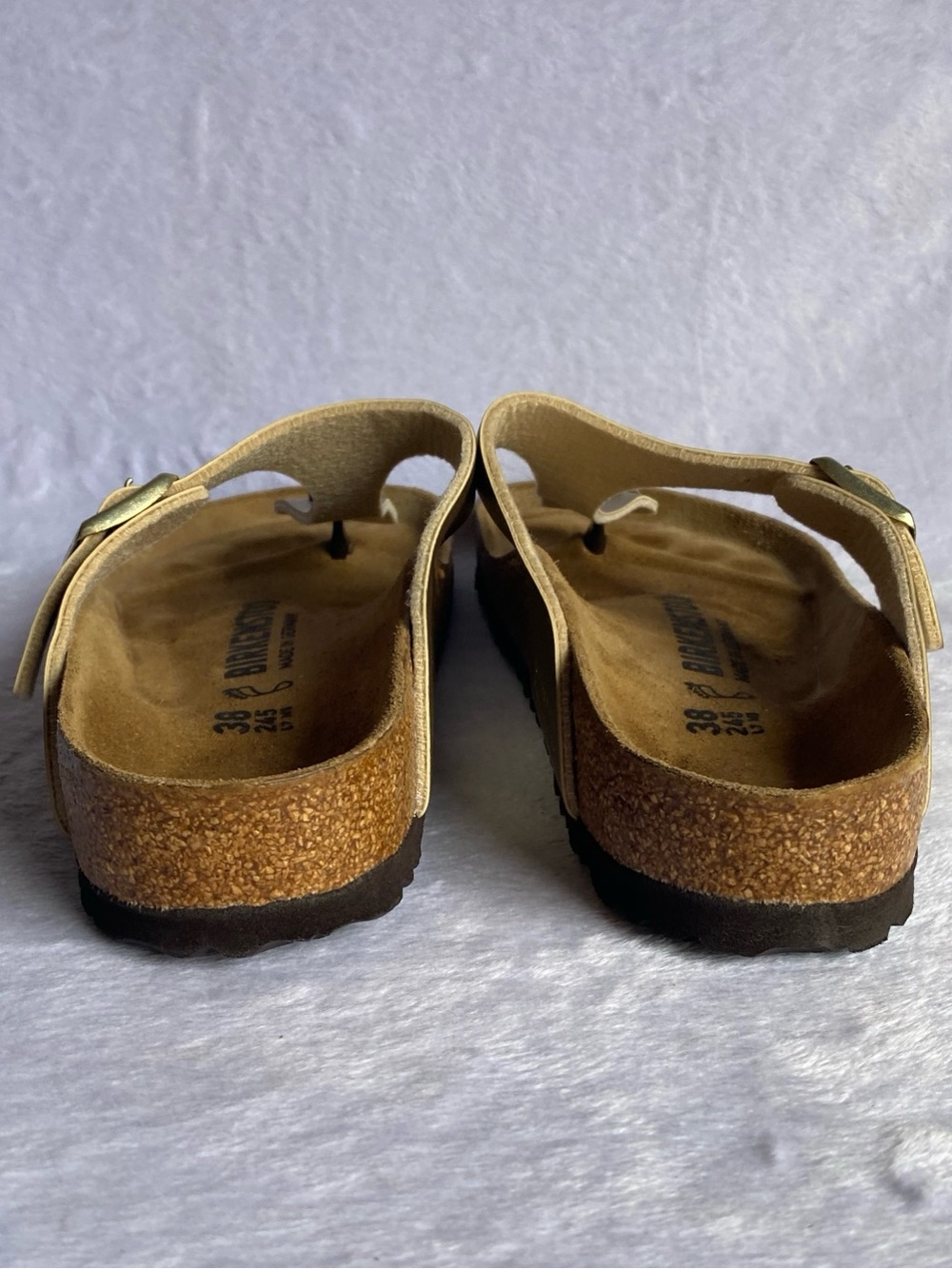 Birkenstock Gizeh Gold Leather Thong Sandals Women’s 38 US 7-7.5 - Picture 4 of 10
